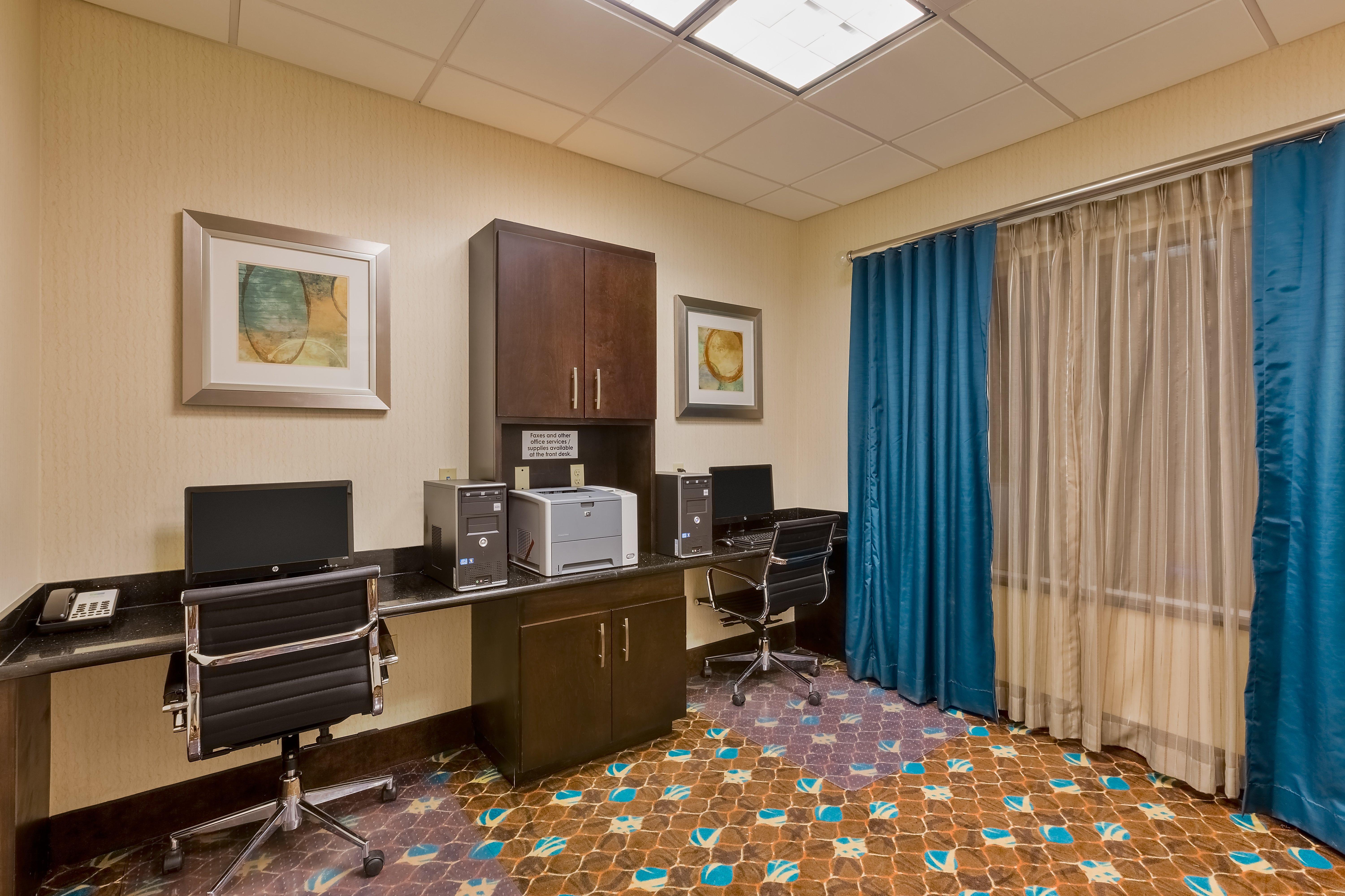 Holiday Inn Express And Suites Alpine By Ihg Buitenkant foto