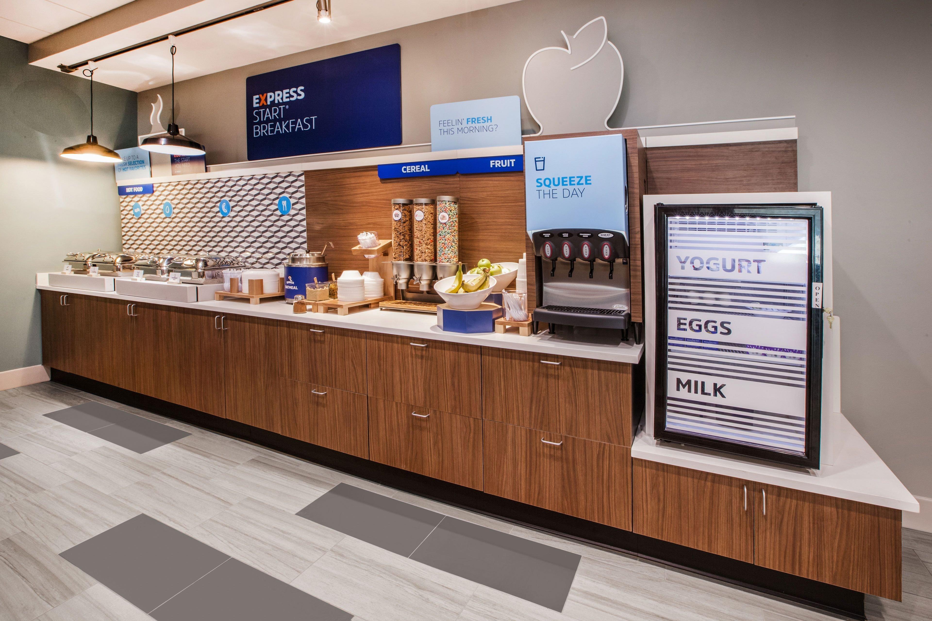 Holiday Inn Express And Suites Alpine By Ihg Buitenkant foto